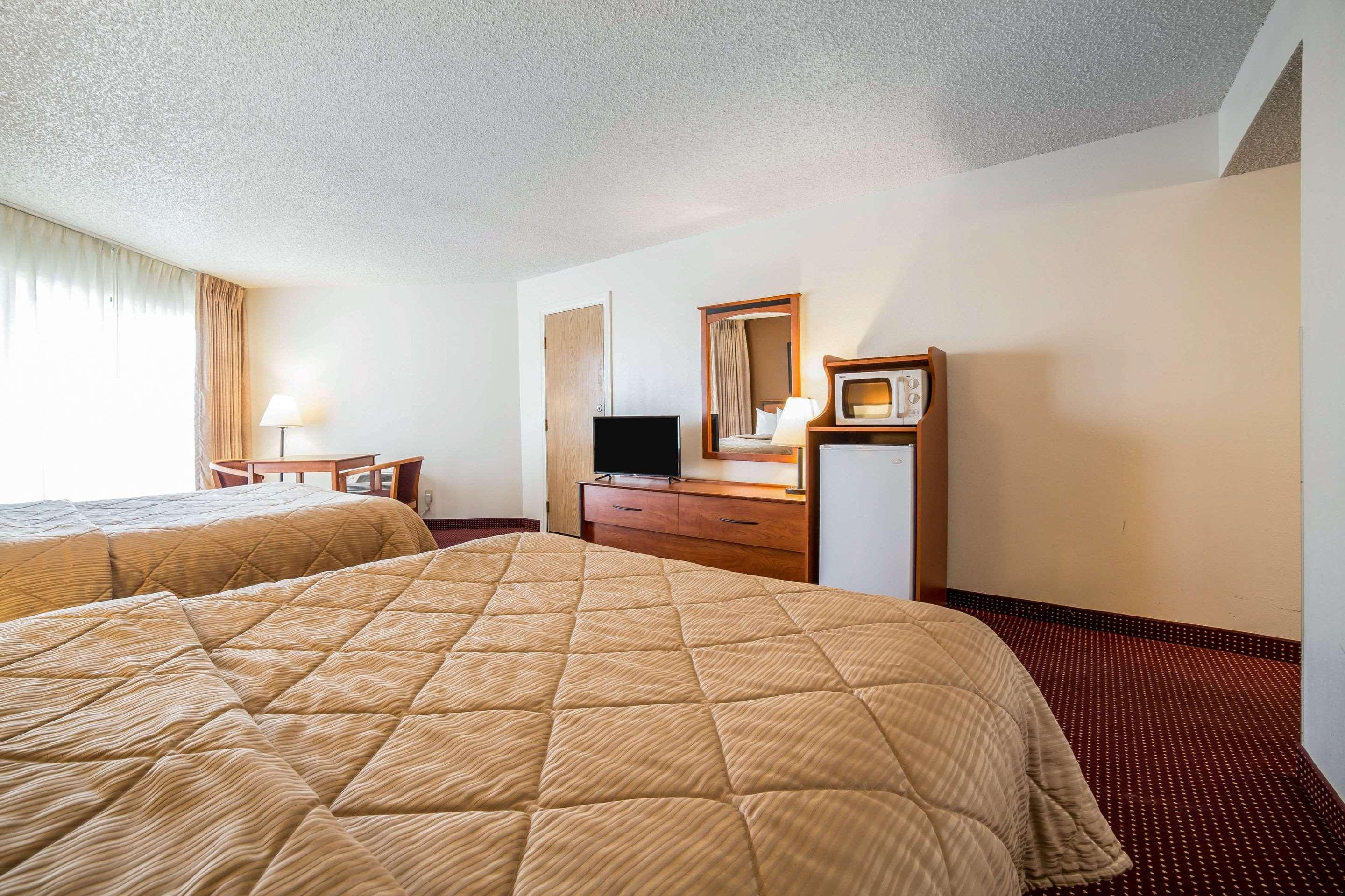 Motel Mead